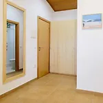 Zulla Nazare's Surf Village * ナザレ