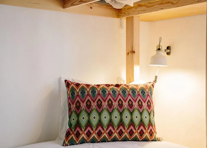 Gasthof Zulla Nazare's Surf Village *