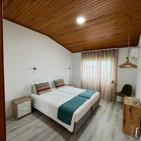 Zulla Nazare's Surf Village *