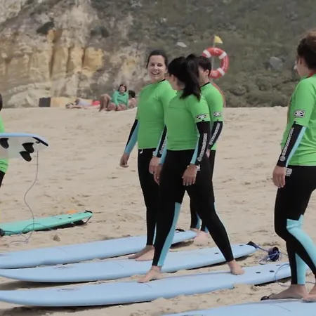 Guest house Zulla Nazare's Surf Village Nazare